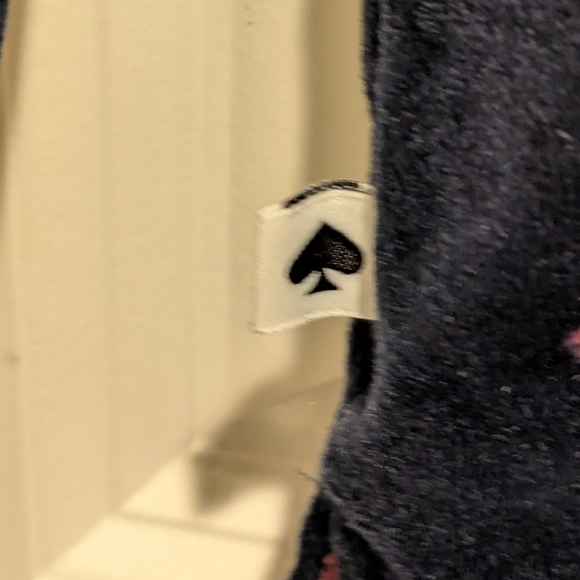 Kate Spade M Women's Super Soft Fuzzy Lip Print Pyjama Shirt - Picture 4 of 4